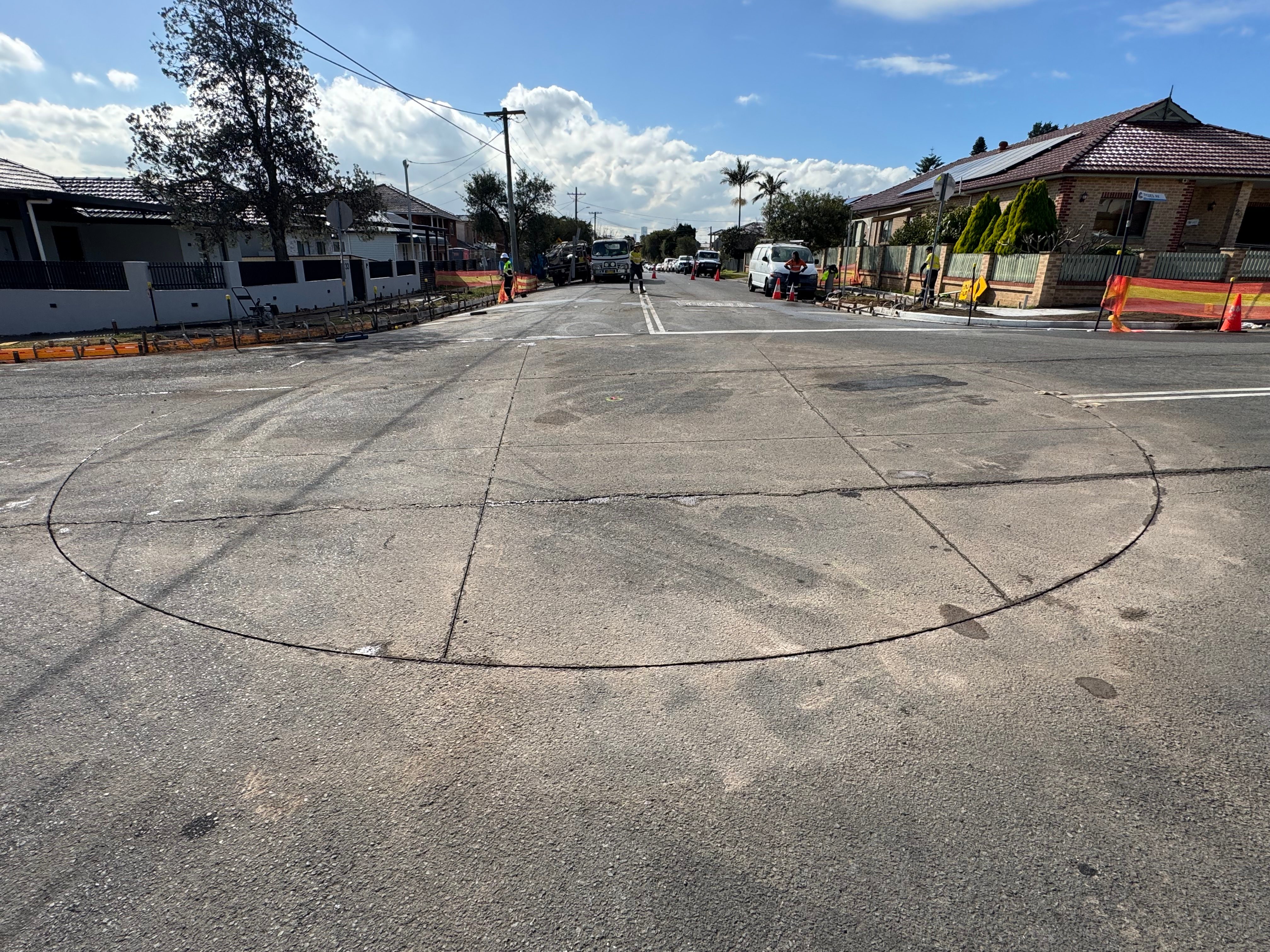 Roundabout and Islands, Guildford — image 1